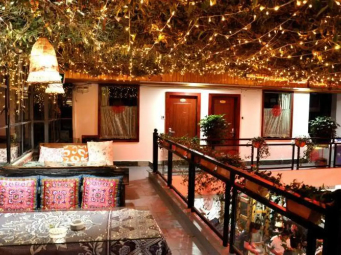 Bingdao Huayue Inn