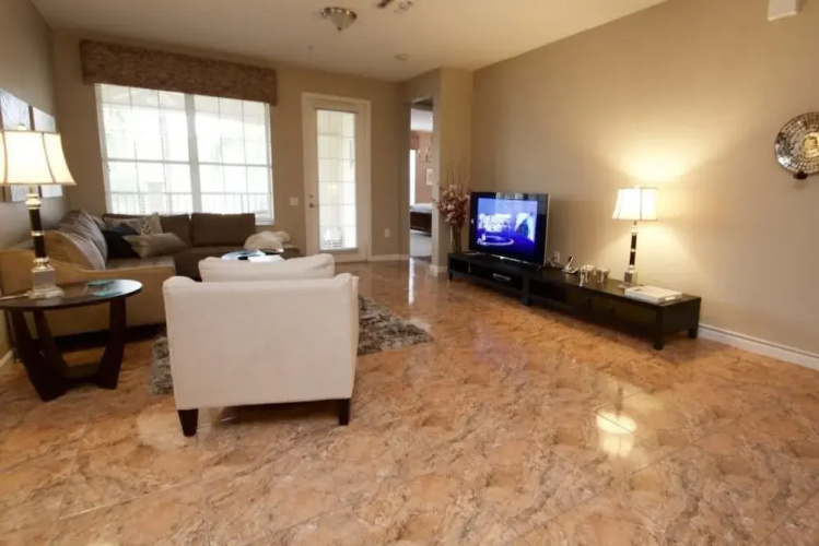 5049 Shoreway Loop #206,