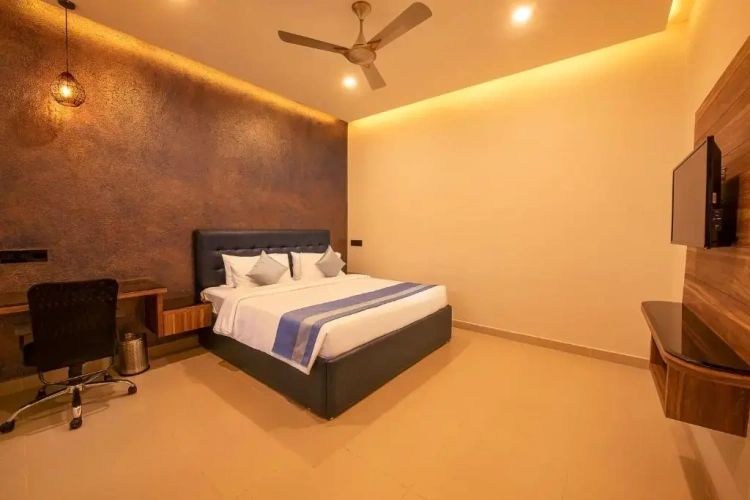 Deluxe Suite