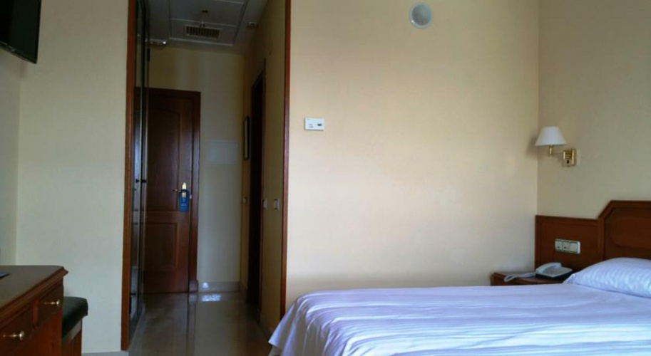Hotel Humanes photo 8