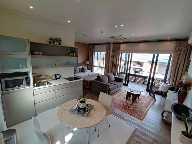 210 Gallery Luxury Studio Apartment