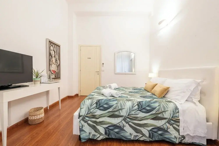 Blanco Rooms