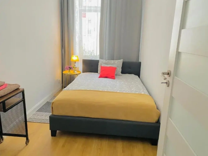 3 Bedrooms Apartment