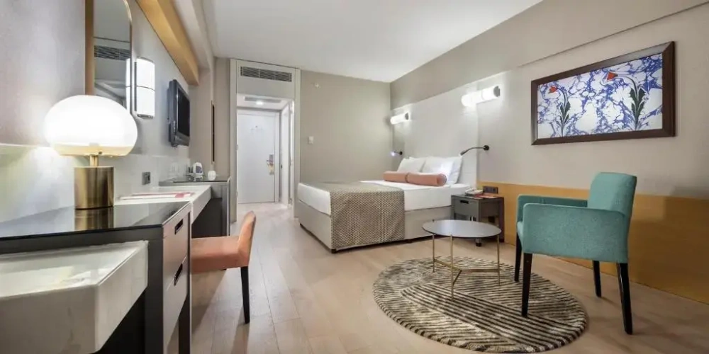 Standard Twin room with garden view