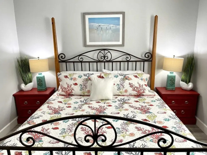 Coronado 302 2 Bedroom Condo by Redawning