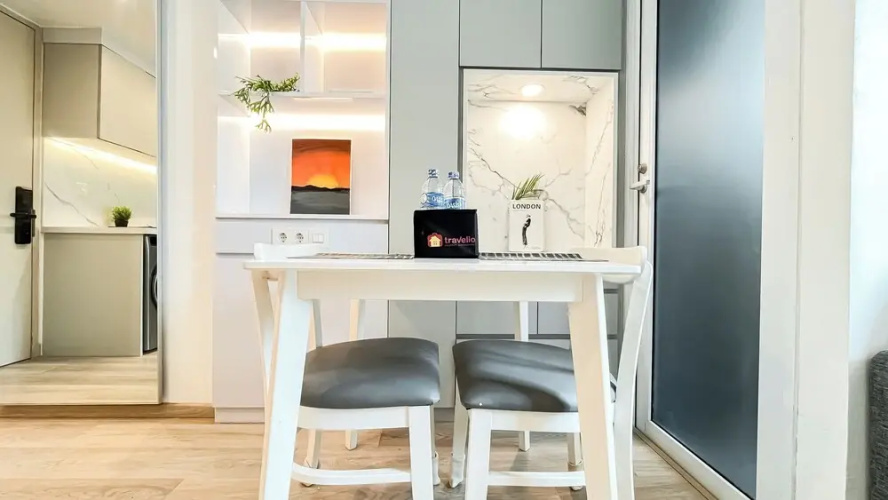Modern Classic Touch 1Br Apartment At Tokyo Riverside Pik 2
