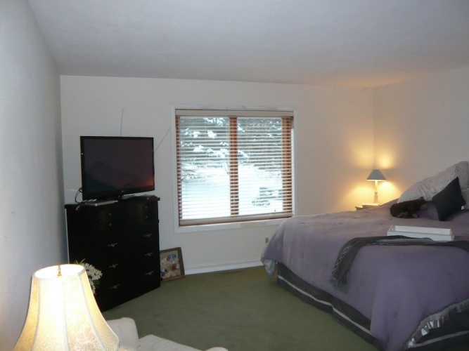 Cozy Cottage Close To Cloverleaf