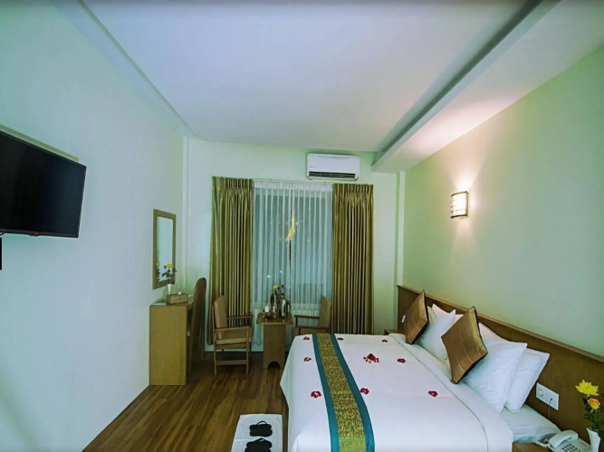 Ngwe Moe Hotel