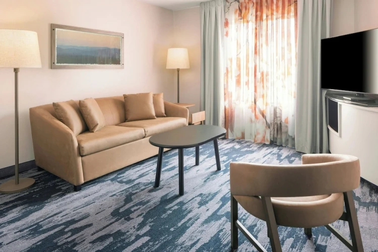 1 Bedroom Suite