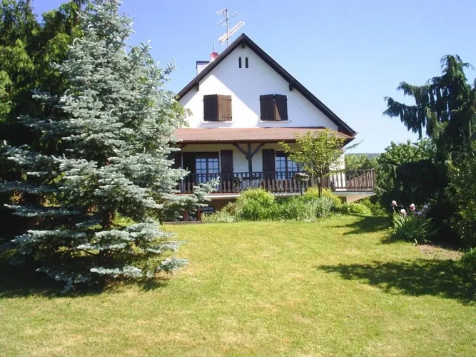 3 Bedrooms Cottage