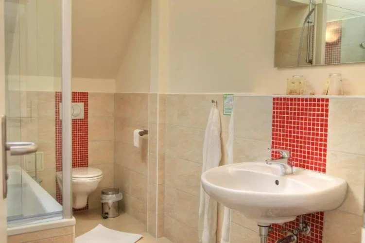 1 Bedroom Junior Suite with balcony and with garden view