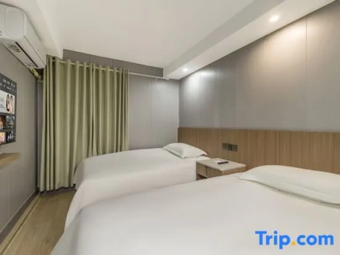 Economy Twin room