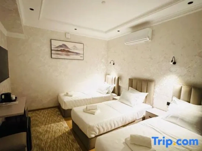 Classic Triple room