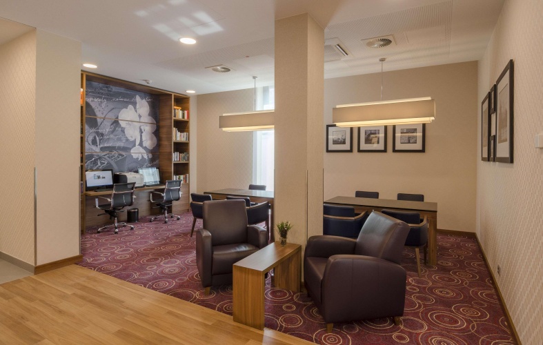 Hampton by Hilton Frankfurt City Centre Messe photo 30