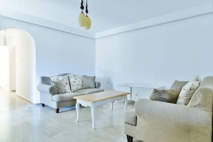 3 Bedrooms Cottage