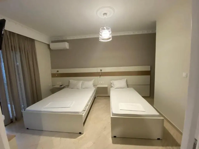 2 Bedrooms Apartment with balcony and with view