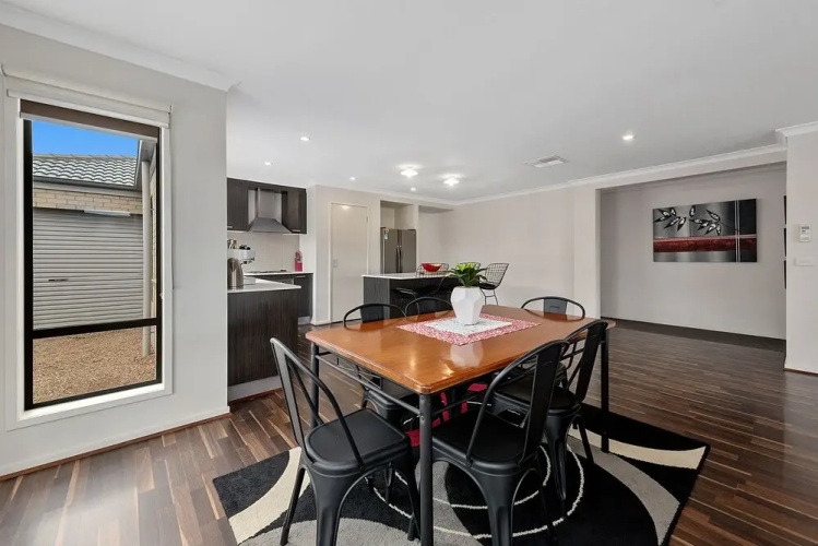 Bundalong on Clarke St