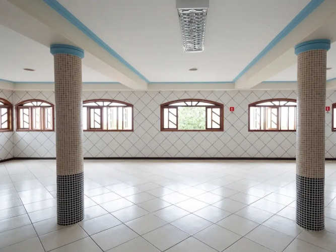 Hotel 6 Irmaos