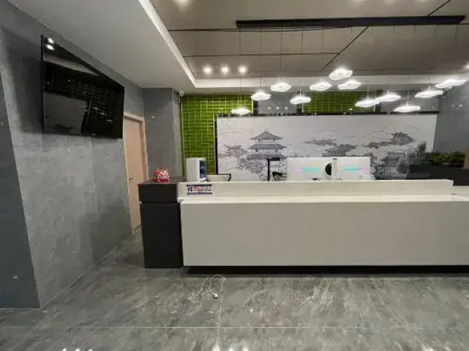 Jinyi Hotel