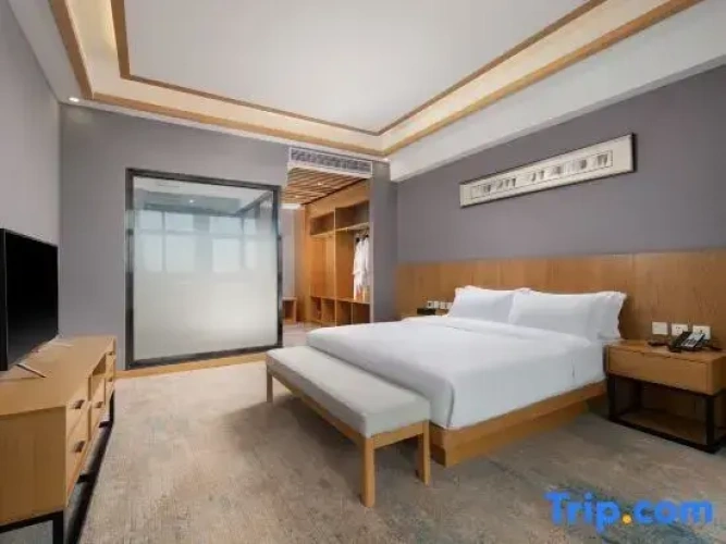 Deluxe Double Suite