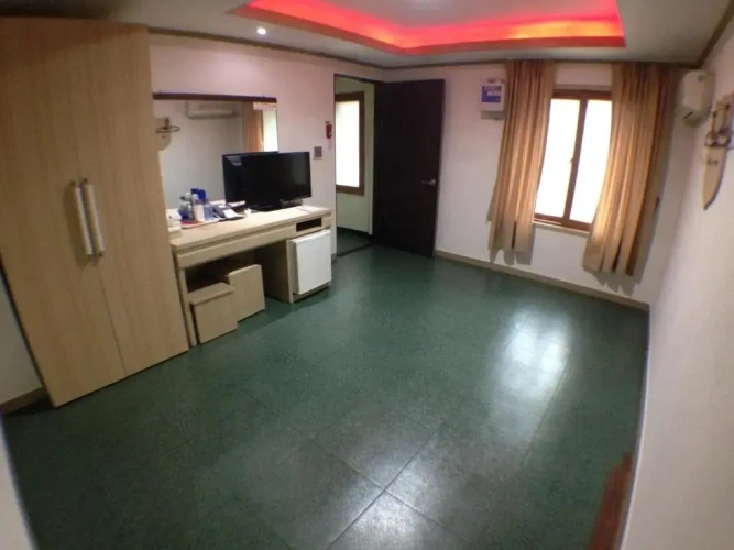 Standard Family room
