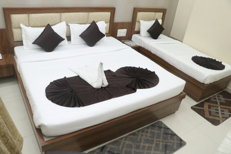 Hotel Grand Royal