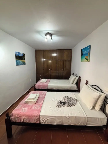 Electra Stone Suite
