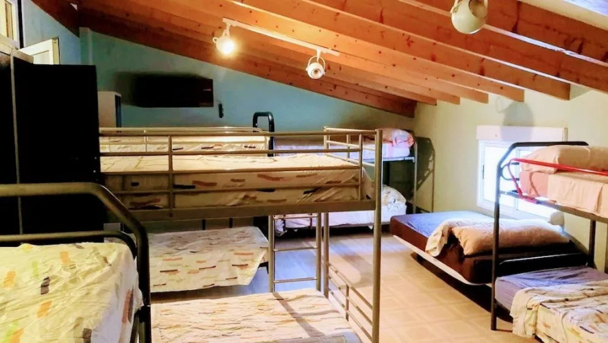 Hostal Marqués del Campo - Hostel
