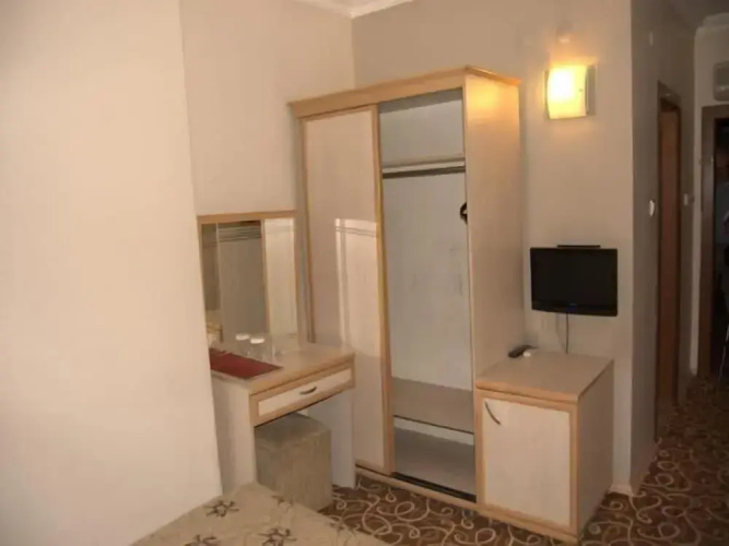 Hotel Ayata