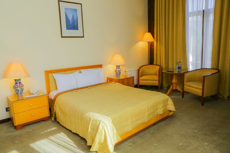 Sheki Saray HotelOver view