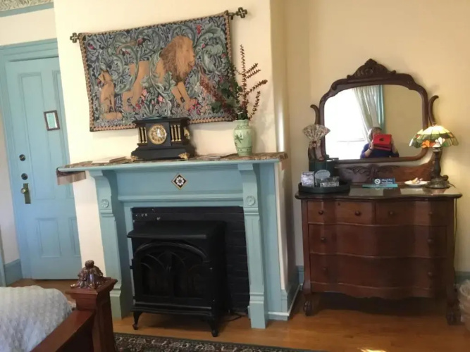 Amherst Inn