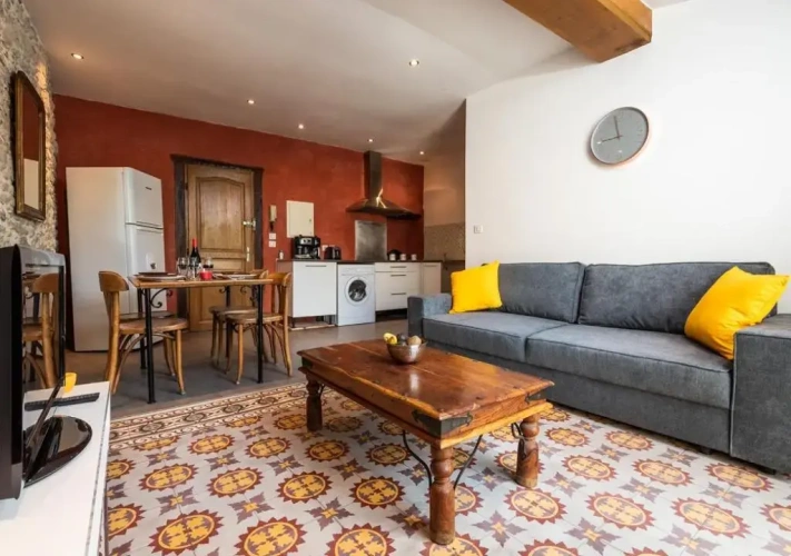 1 Bedroom Apartment