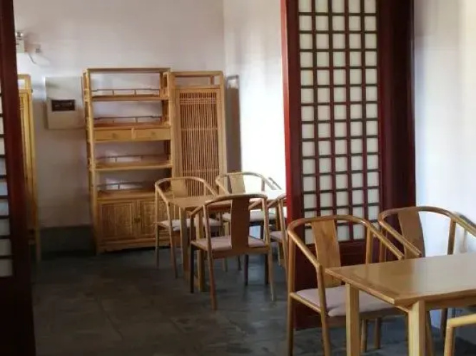 Yuantong Pagoda Inn