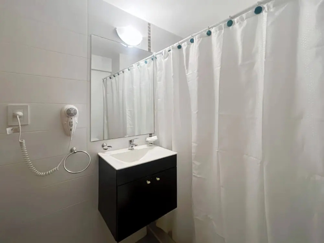 Modern Studio With Amenities in the Heart of the City -U1
