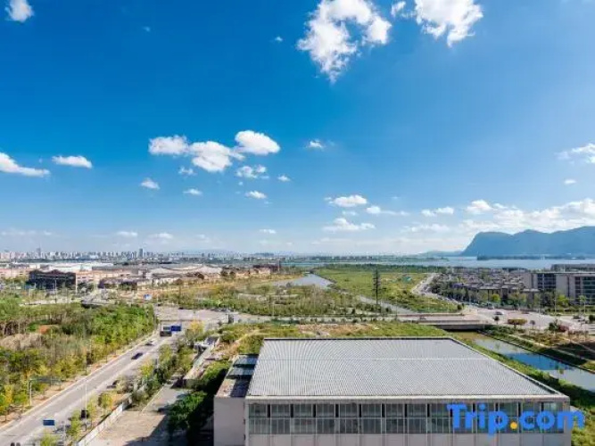 Blue Lake View Hotel
