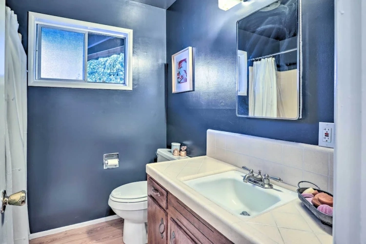 3 Bedrooms Cottage