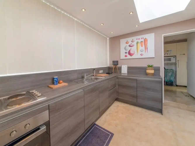 Stylish Stay Near Forest