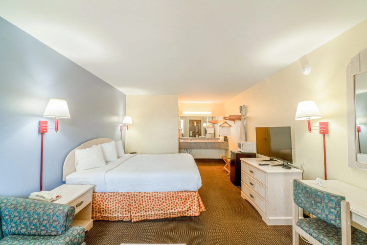 Shale inn Andrews