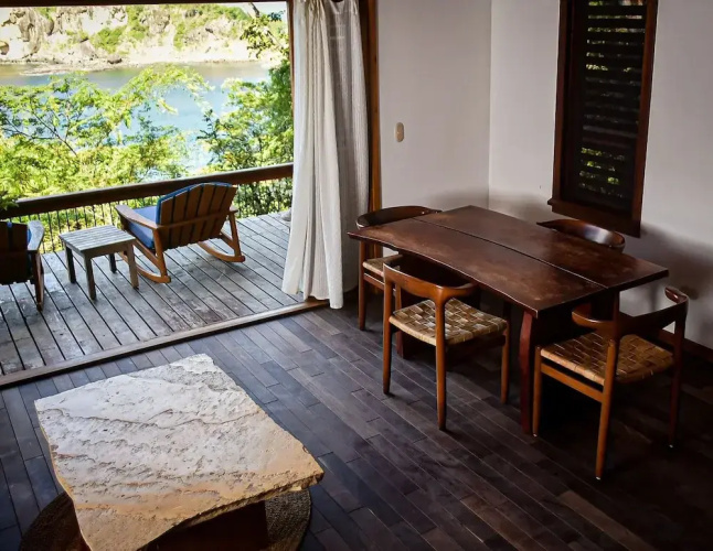 Aqua Oceanfront Resort & Residences