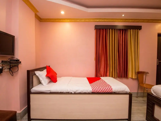 Moon Light Hotel