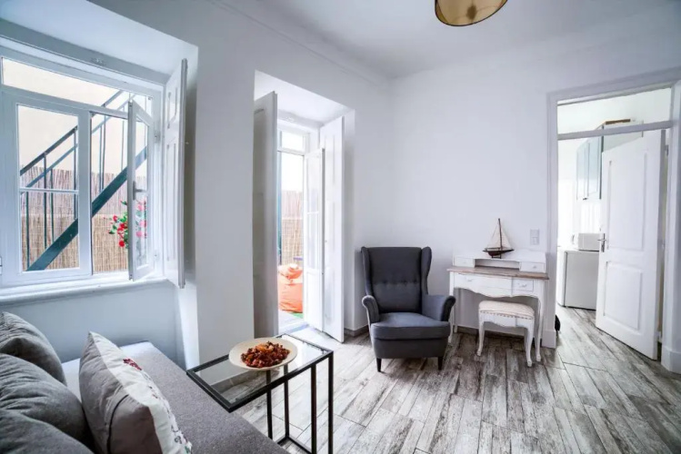 Garden Apartment
