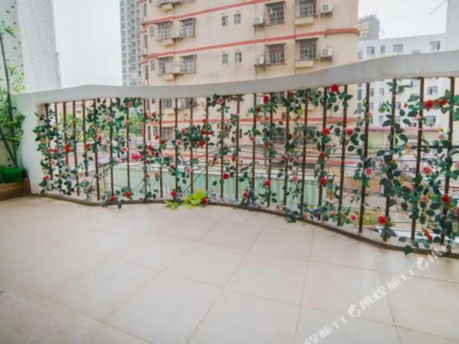 Junchao Light Luxury Hotel