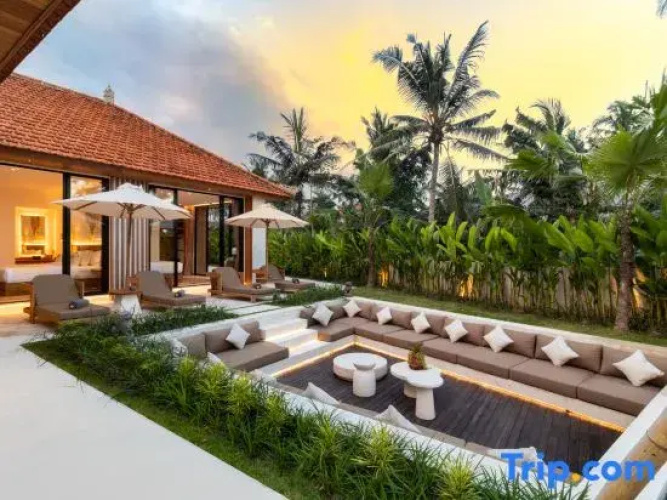 Villa Kemboja by BaliSuperHost