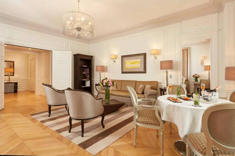 Majestic Hotel - SPA Champs Elysées