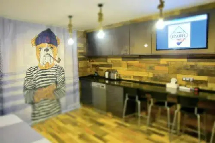 Captain Americas Apartment
