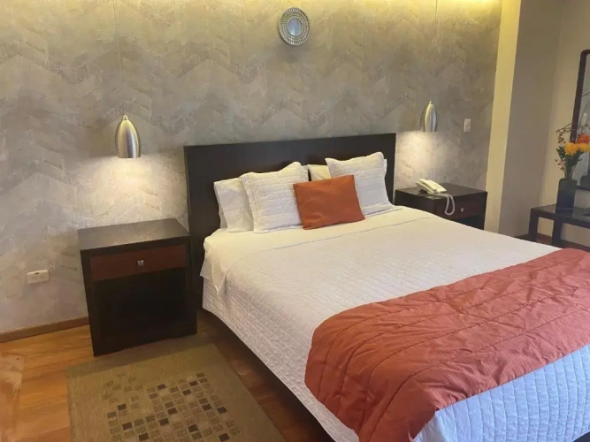 Suite with balcony and with city view