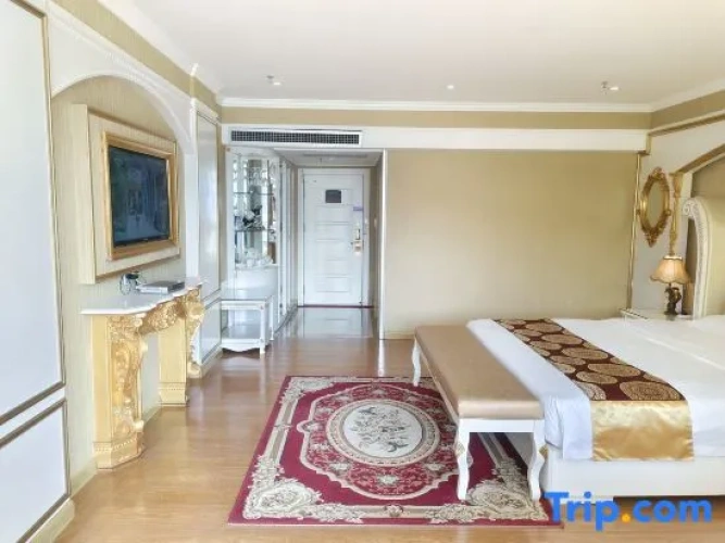 Standard Double room with river view