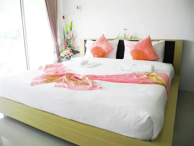 Phet Cha-am Plaza & Resort