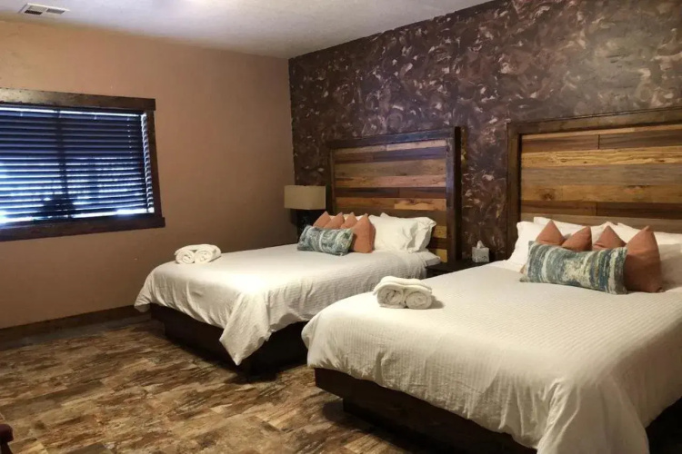 Zion Cliff Lodge