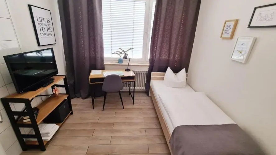 Standard Single room